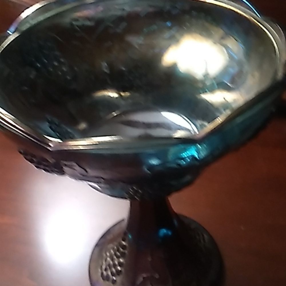 Carnival Glass Compote - Picture 3 of 8